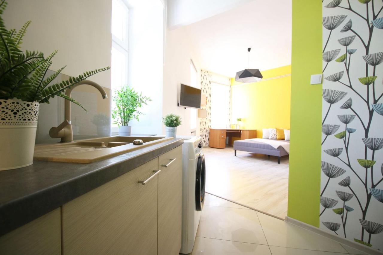 Studio In City Center Lodz  Exterior photo